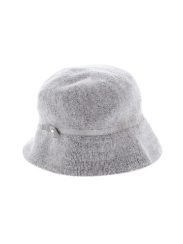 Gap Hat (view 1)