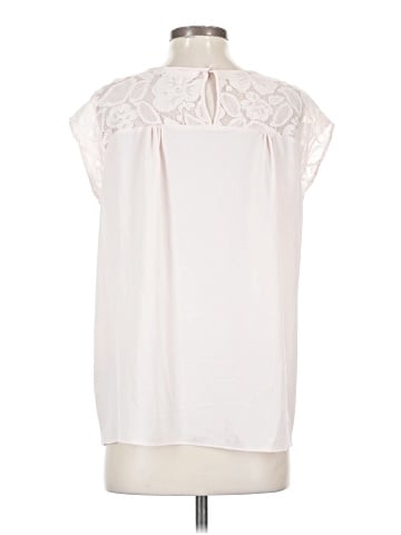 Un Jour Ailleurs Sleeveless Blouse (view 2)