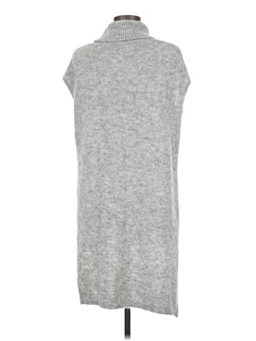 Escio Sweater Vest (view 2)