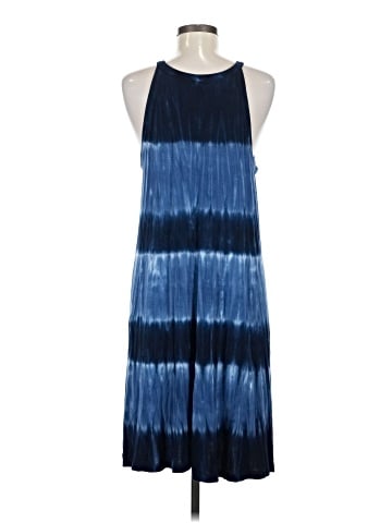 Old Navy Casual Dress (view 2)