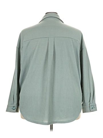 Maurices Long Sleeve Button-Down Shirt (view 2)