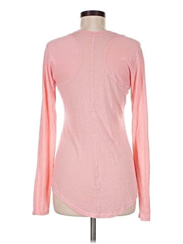 Lululemon Athletica Long Sleeve T-Shirt (view 2)