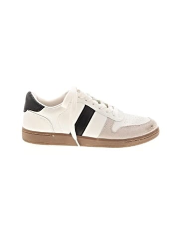 Universal Thread Sneakers (view 1)