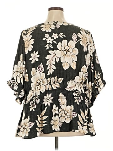 Torrid Short Sleeve Blouse (view 2)