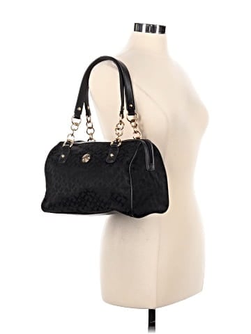 Tommy Hilfiger Shoulder Bag (view 2)