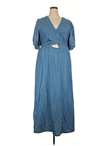 Old Navy Casual Dress (view 1)