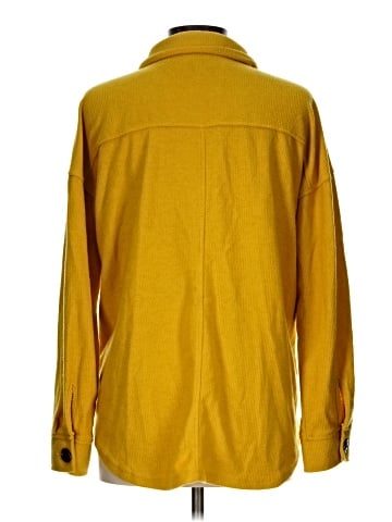 Maurices Long Sleeve Button-Down Shirt (view 2)