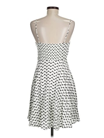 Old Navy Casual Dress (view 2)