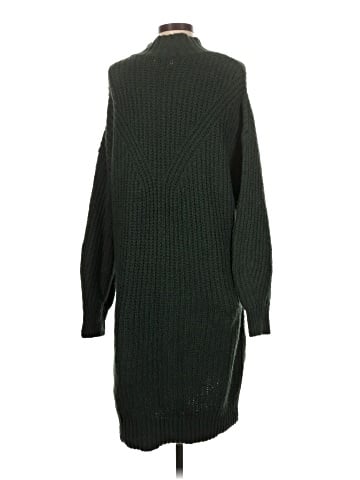 Old Navy Turtleneck Sweater (view 2)