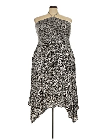 Old Navy Cocktail Dress (view 1)