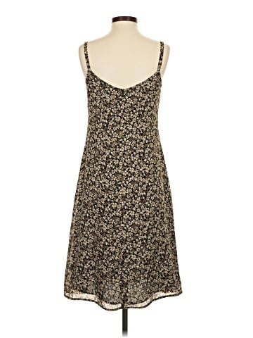 Old Navy Casual Dress (view 2)