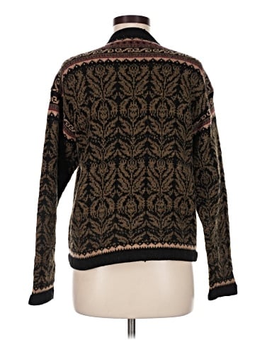 Icelandic Design Wool Cardigan (view 2)