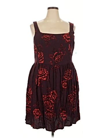 Old Navy Cocktail Dress (view 1)