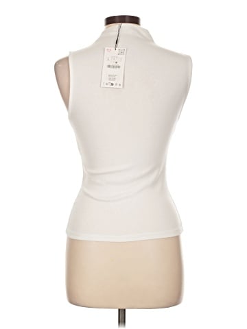 Zara Sleeveless T-Shirt (view 2)