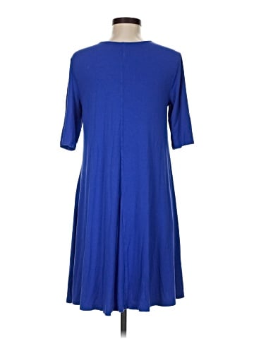 Old Navy Casual Dress (view 2)