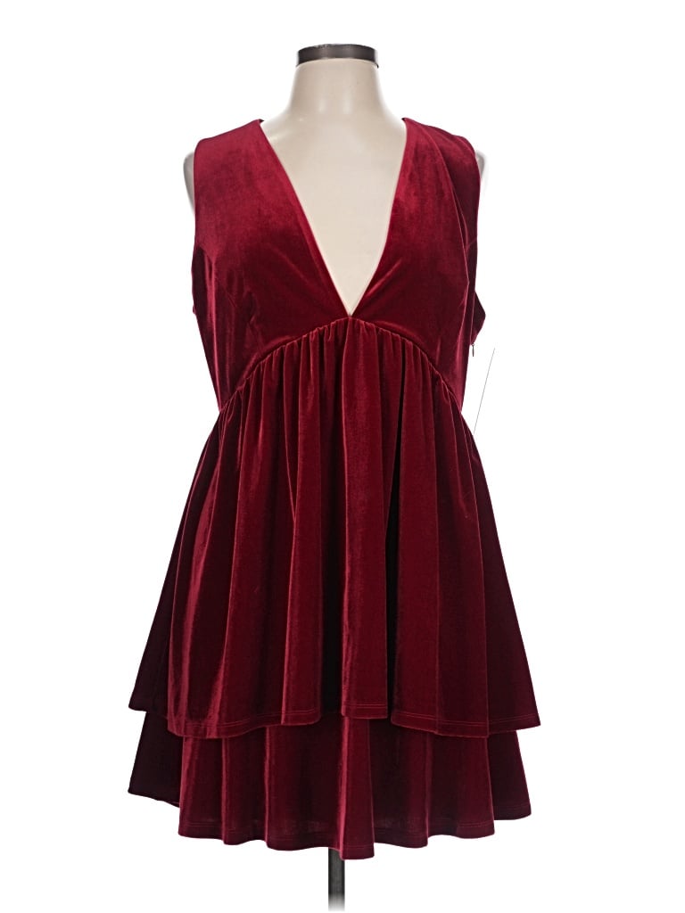Pre-owned Gianni Bini Cocktail Dress In Burgundy