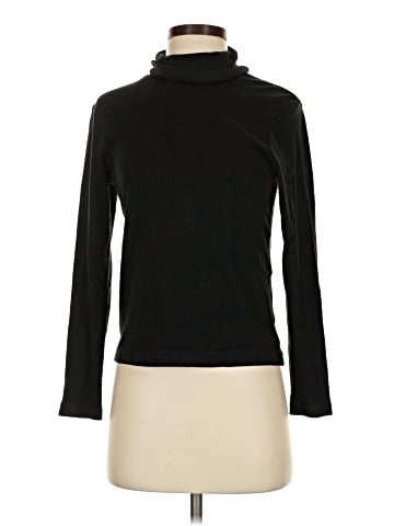 Uniqlo Turtleneck Sweater (view 1)