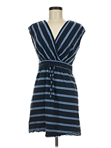 Old Navy Casual Dress (view 1)