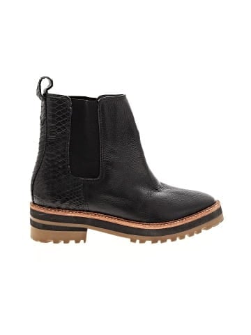 Kaanas Ankle Boots (view 1)