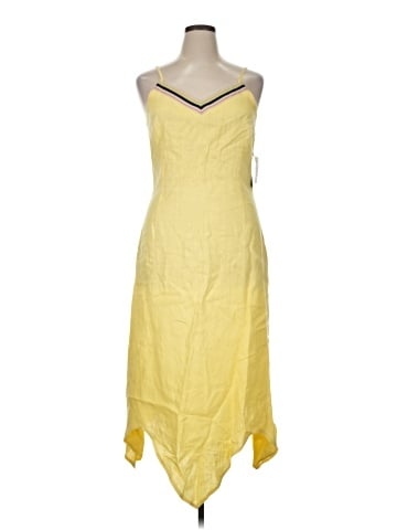 Harve Benard by Benard Holtzman Casual Dress (view 1)