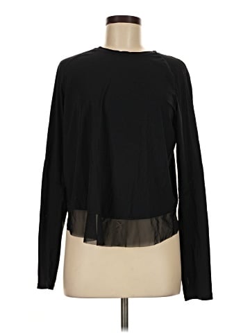 Lululemon Athletica Long Sleeve T-Shirt (view 1)
