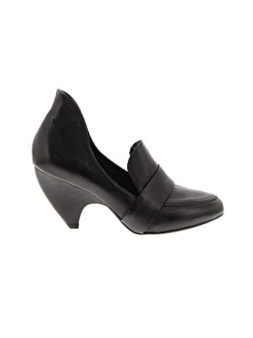 Max Studio Heels (view 1)