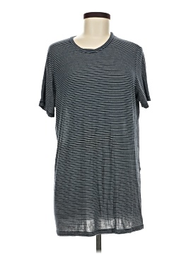 Brandy Melville Short Sleeve T-Shirt (view 1)