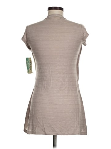 Belle Du Jour Short Sleeve Top (view 2)