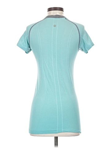 Lululemon Athletica Short Sleeve T-Shirt (view 2)
