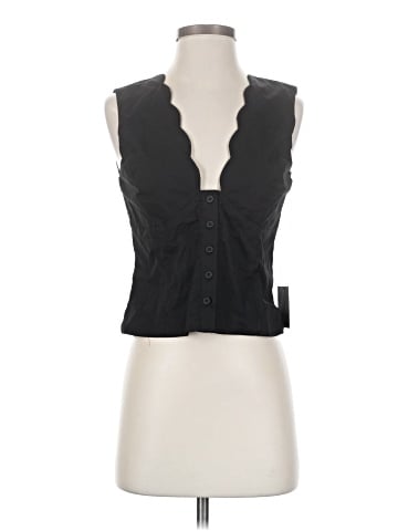 Lulus Sleeveless Button-Down Shirt (view 1)