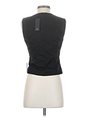 Lulus Sleeveless Button-Down Shirt (view 2)