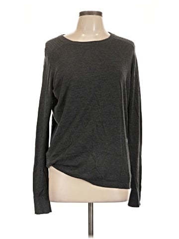 Lululemon Athletica Long Sleeve T-Shirt (view 1)