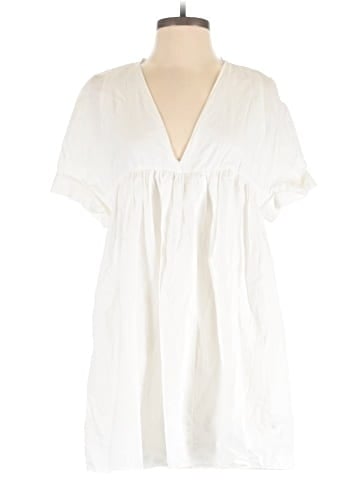 Trafaluc by Zara Casual Dress (view 1)