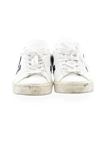 VEJA Sneakers (view 2)