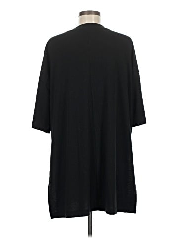 Lala. 3/4 Sleeve Top (view 2)