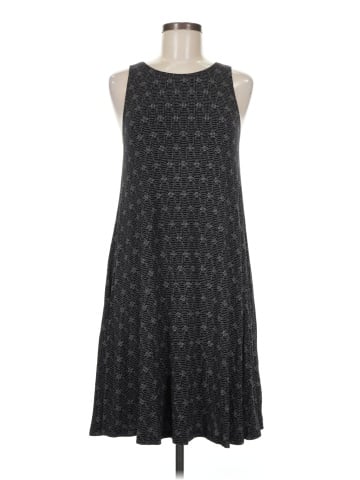 Old Navy Casual Dress (view 1)