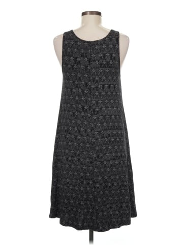 Old Navy Casual Dress (view 2)