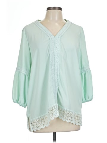The Pioneer Woman 3/4 Sleeve Blouse (view 1)