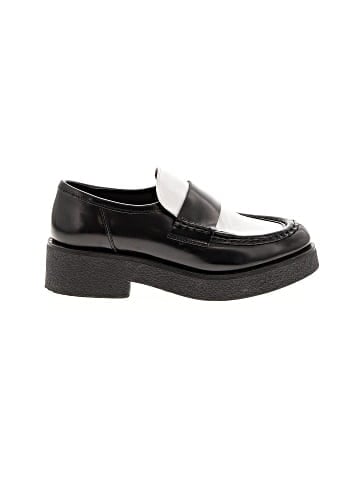 Koio Flats (view 1)