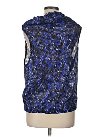 Demi Lovato Fabletics Sleeveless T-Shirt (view 2)
