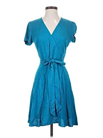 Alice + Olivia Casual Dress (view 1)