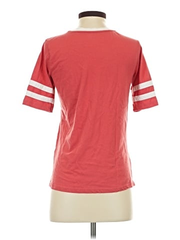 Maurices Short Sleeve T-Shirt (view 2)