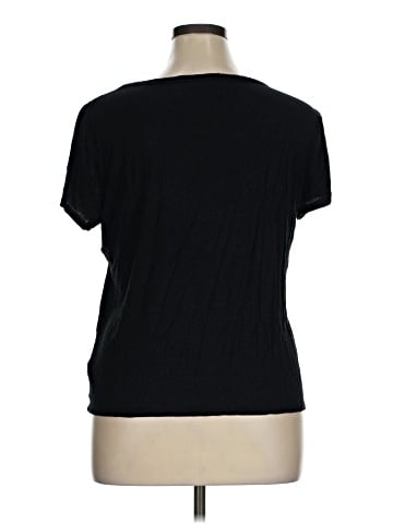 Rock & Republic Short Sleeve T-Shirt (view 2)