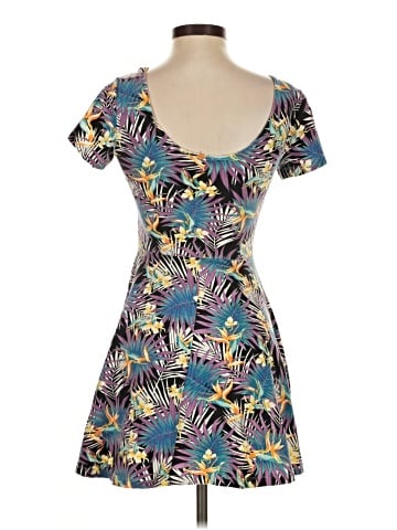 Forever 21 Casual Dress (view 2)