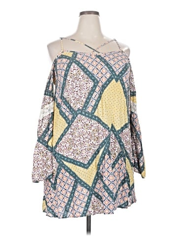 Xhilaration Casual Dress (view 1)