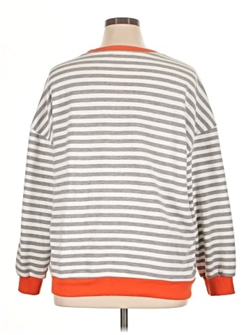 Trendy Queen Sweatshirt (view 2)