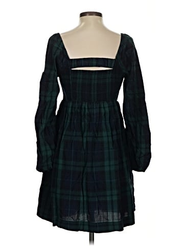 Old Navy Casual Dress (view 2)