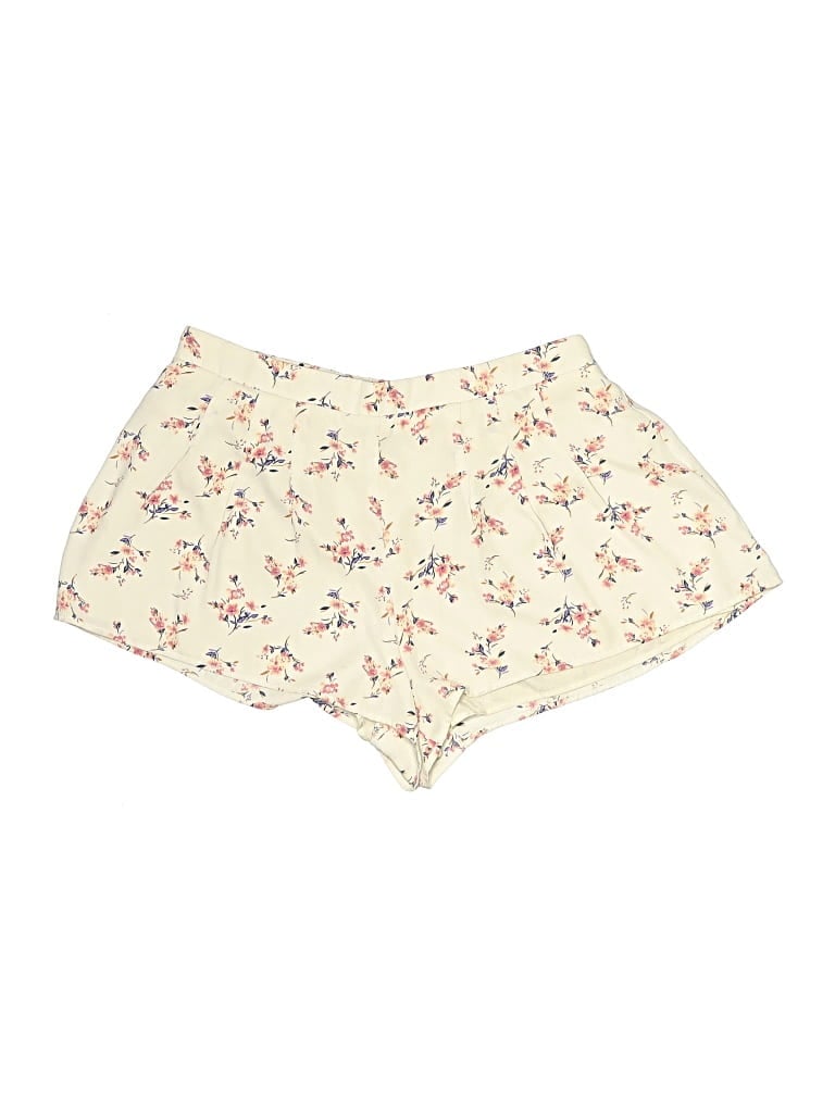 Pre-owned Forever 21 Shorts In Ivory