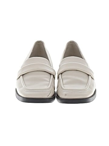 Charles & Keith Flats (view 2)