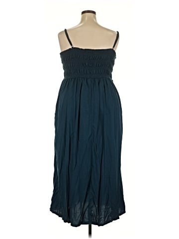 Old Navy Casual Dress (view 2)